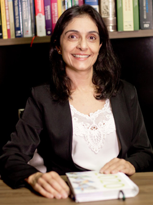 Dra. Flavia Naves